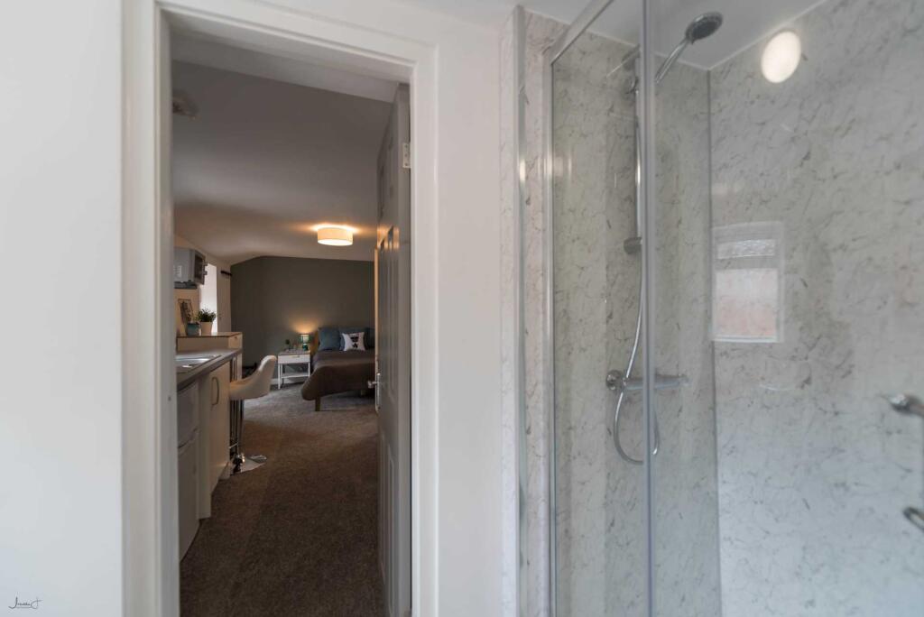 Additional image 77 of Mayfield Avenue