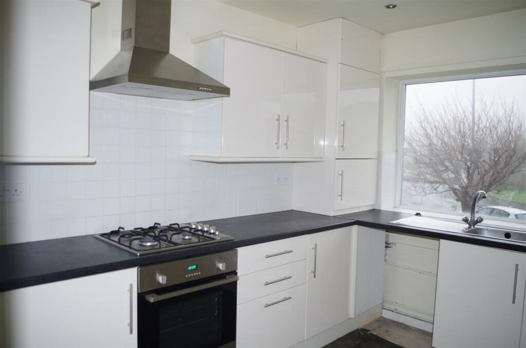 Additional image 6 of Shay Court, Heaton, BRADFORD