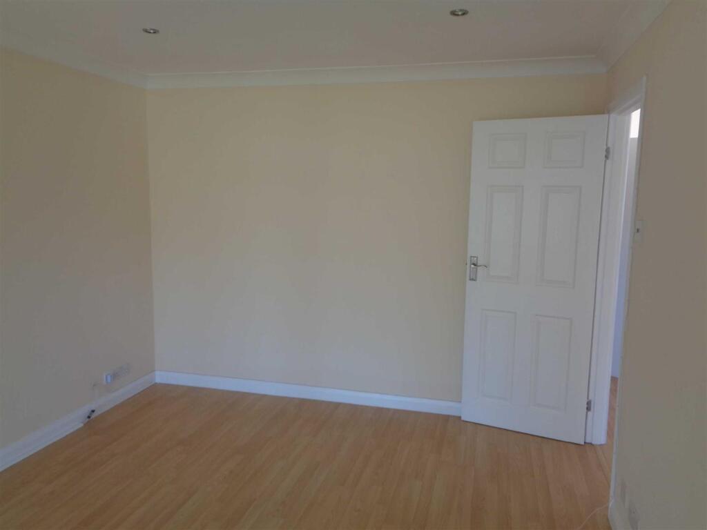 Additional image 3 of Upper Chyngton Gardens, Seaford