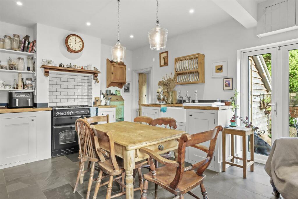 Additional image 34 of Windsor Road, Hailsham