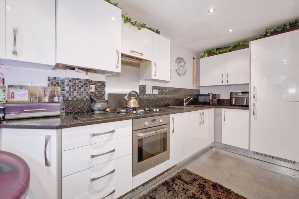 Additional image 2 of Lundy Walk, Hailsham, BN27