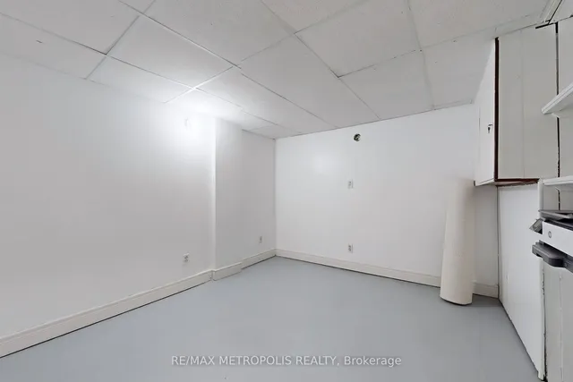 Additional image 31 of 3420 Kingston Rd Unit 5