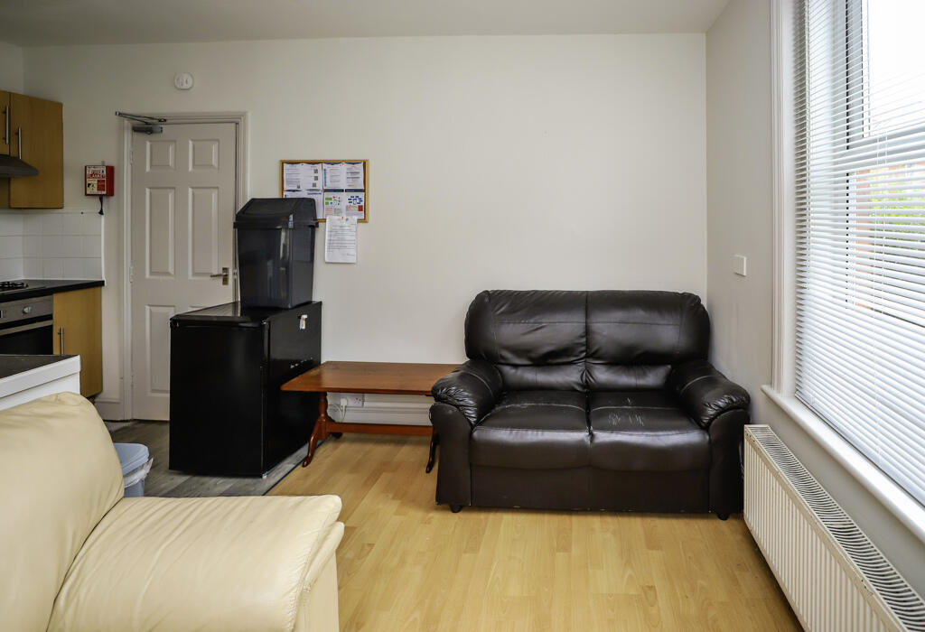 Additional image 5 of WINTON BANKS Bonham Rd