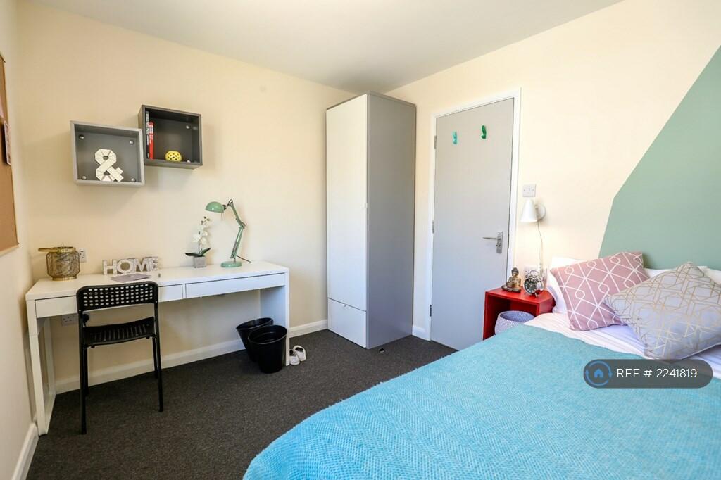 Additional image 12 of Brentwood Crescent, Brighton, BN1