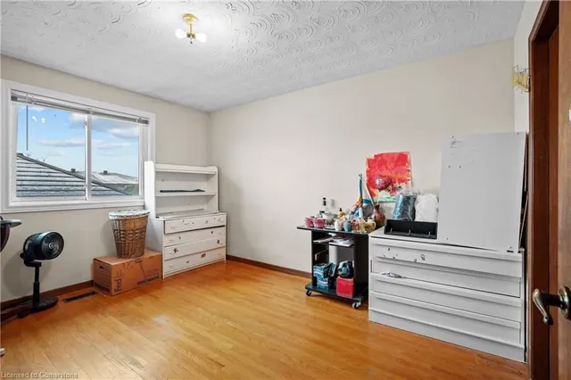 Additional image 17 of 243 Green Rd