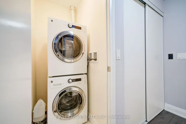 Additional image 23 of 68 Canterbury Pl Unit 216