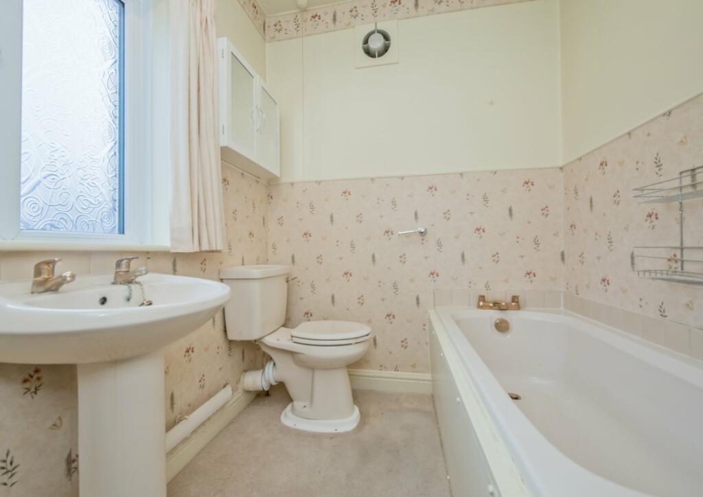 Additional image 8 of Whitehall Road East, Birkenshaw, Bradford, West Yorkshire, BD11