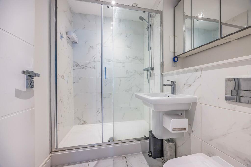 Additional image 14 of West Cliff Road, Bournemouth