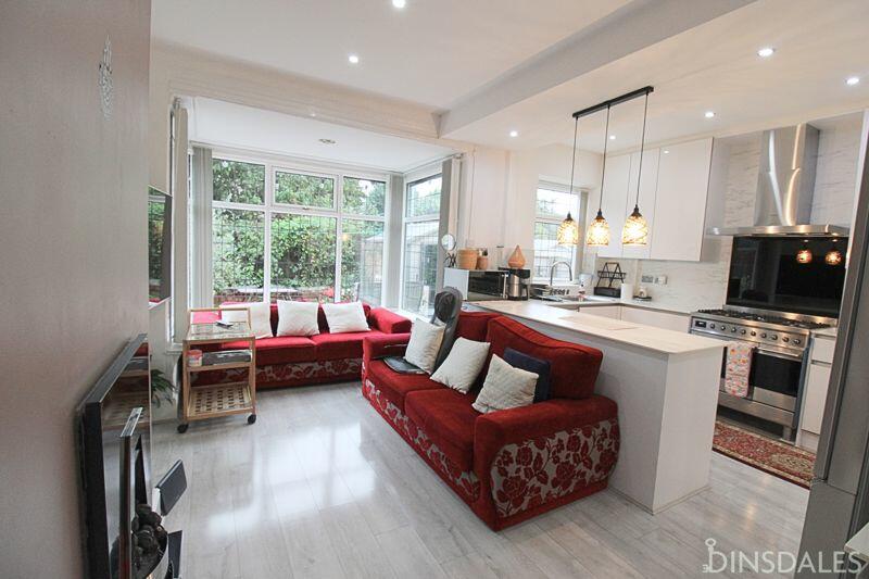 Additional image 5 of Moore Avenue, Wibsey, Bradford, BD6 3HJ