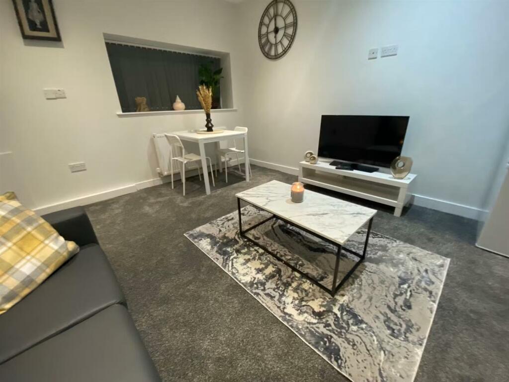 Additional image 8 of Flat 3, Hanover House