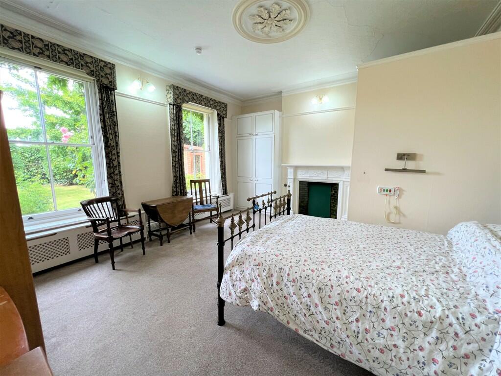 Additional image 13 of Stoneleigh House, 2 Rowlands Hill, Wimborne, Dorset, BH21 1AN