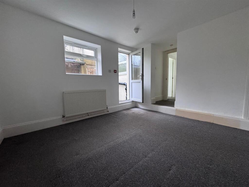 Additional image 7 of Flat 1, 4 Evelyn TerraceBrightonEast Sussex