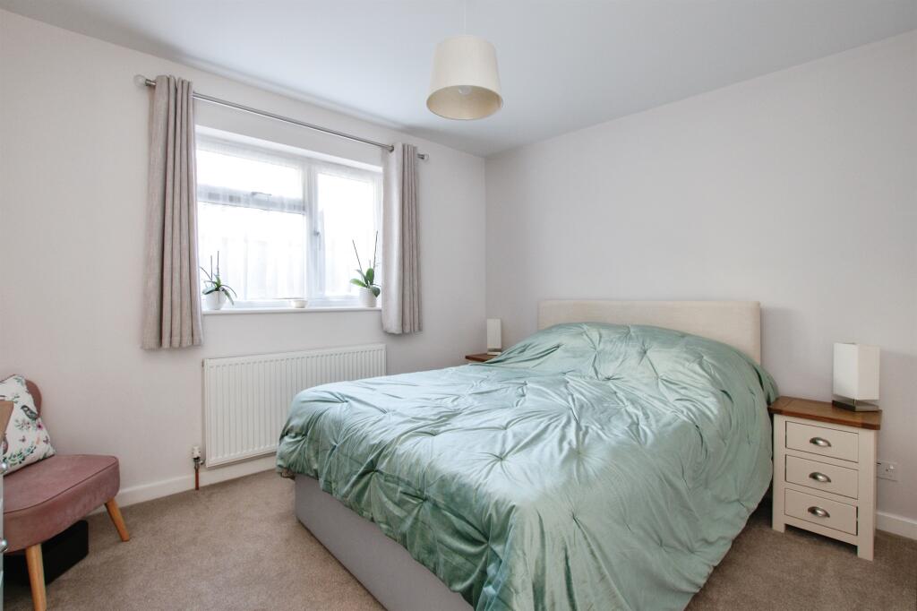 Additional image 9 of Fernlea Close, FERNDOWN