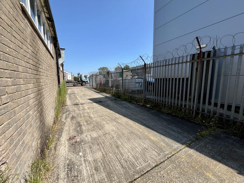 Additional image 7 of Unit 17, Dawkins Road Industrial Estate, Hamworthy, Poole, Dorset, BH15 4JY