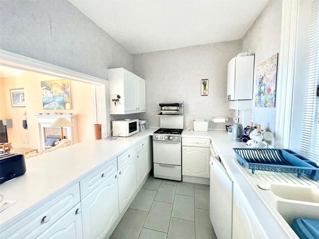 Additional image 4 of Chatsworth Gardens, Meads, Eastbourne, East Sussex, BN20