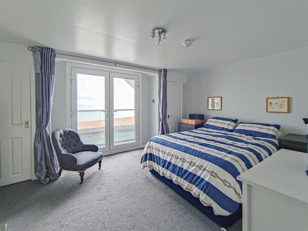 Additional image 9 of SEAFORD SEAFRONT