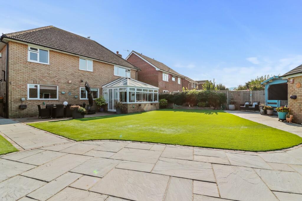 Additional image 26 of Hazelwood Avenue, Eastbourne, BN22