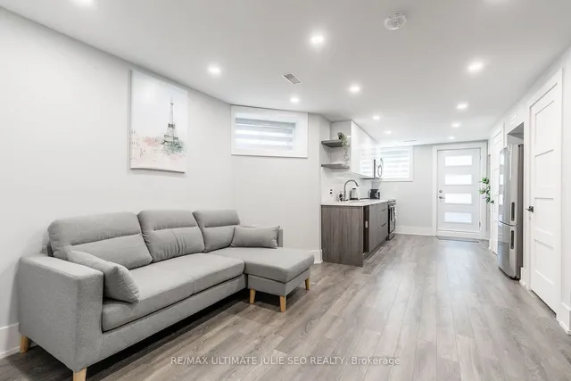 Additional image 23 of 223 Manning Ave