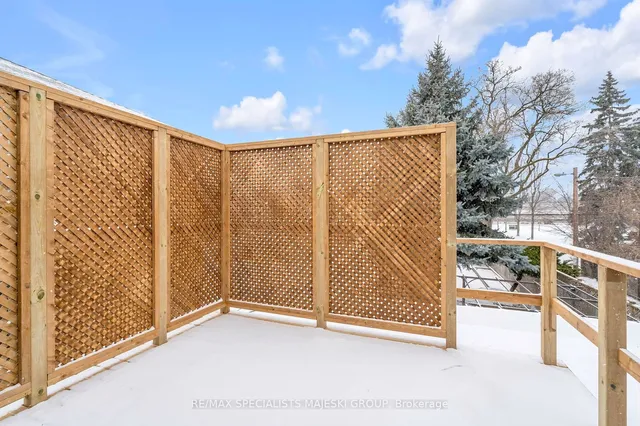 Additional image 25 of 34 Cavell Ave