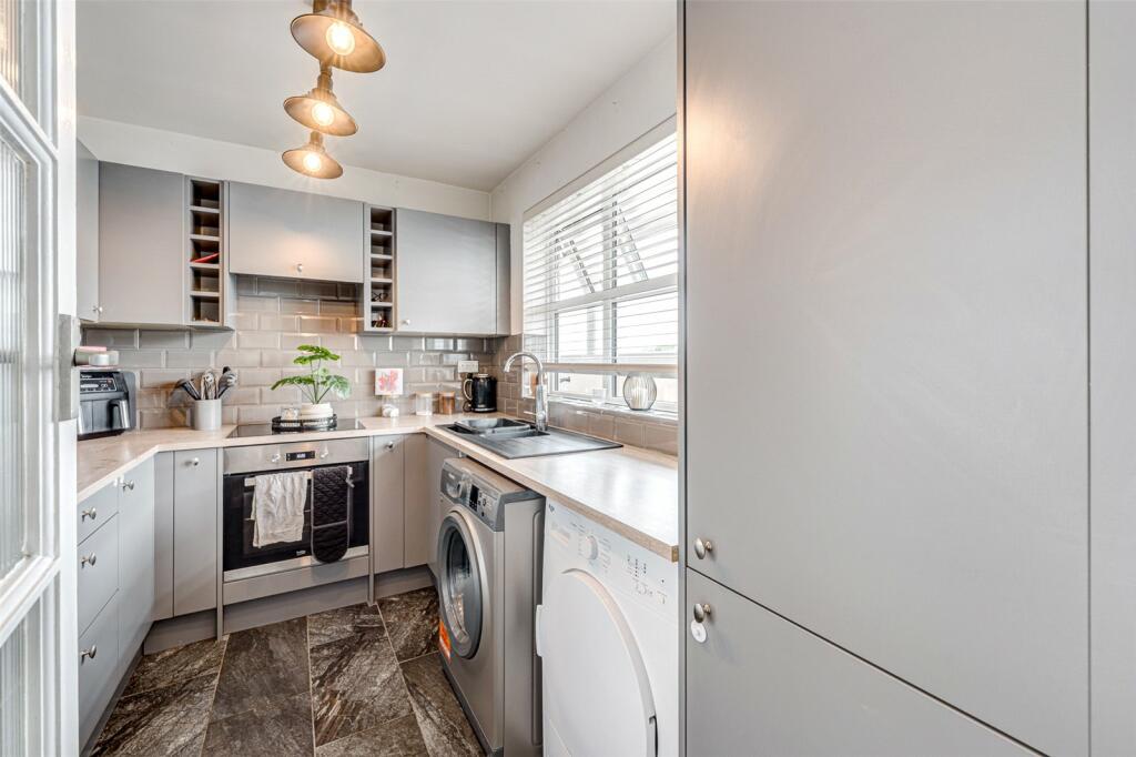 Additional image 9 of Ariel Court, Brighton Road, Lancing, West Sussex, BN15