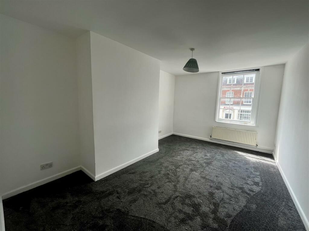 Additional image 4 of High Street, Wimborne