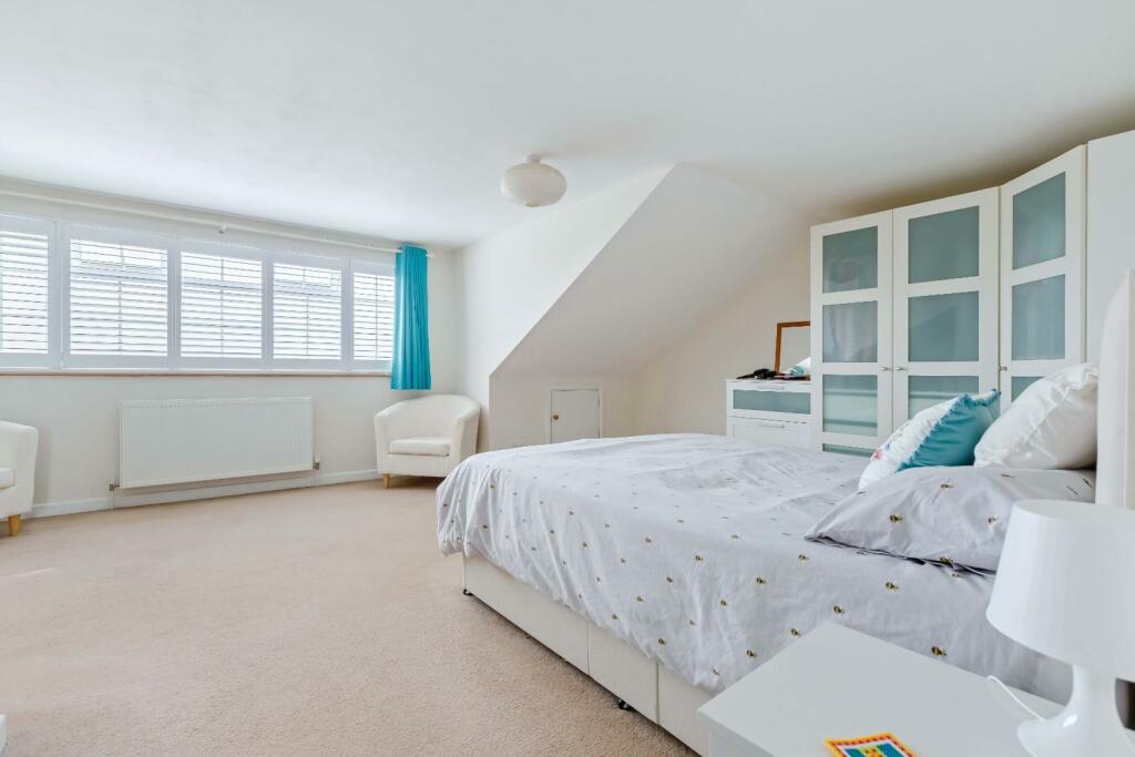 Additional image 11 of Slonk Hill Road, Shoreham-By-Sea