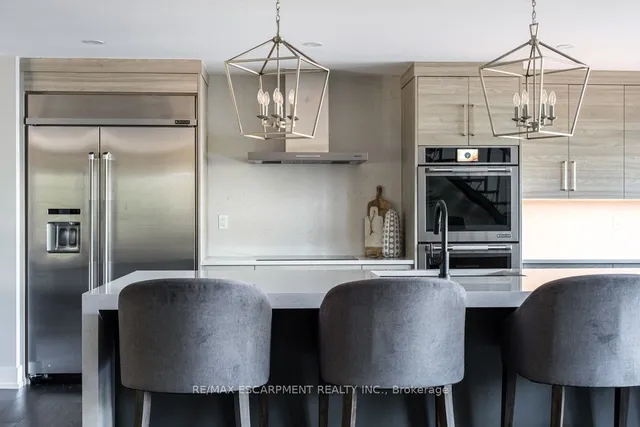 Additional image 8 of 822 Danforth Pl