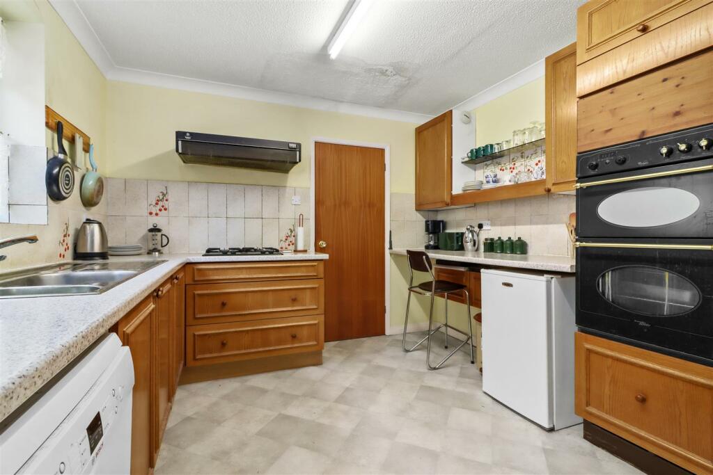 Additional image 9 of Filching, Polegate