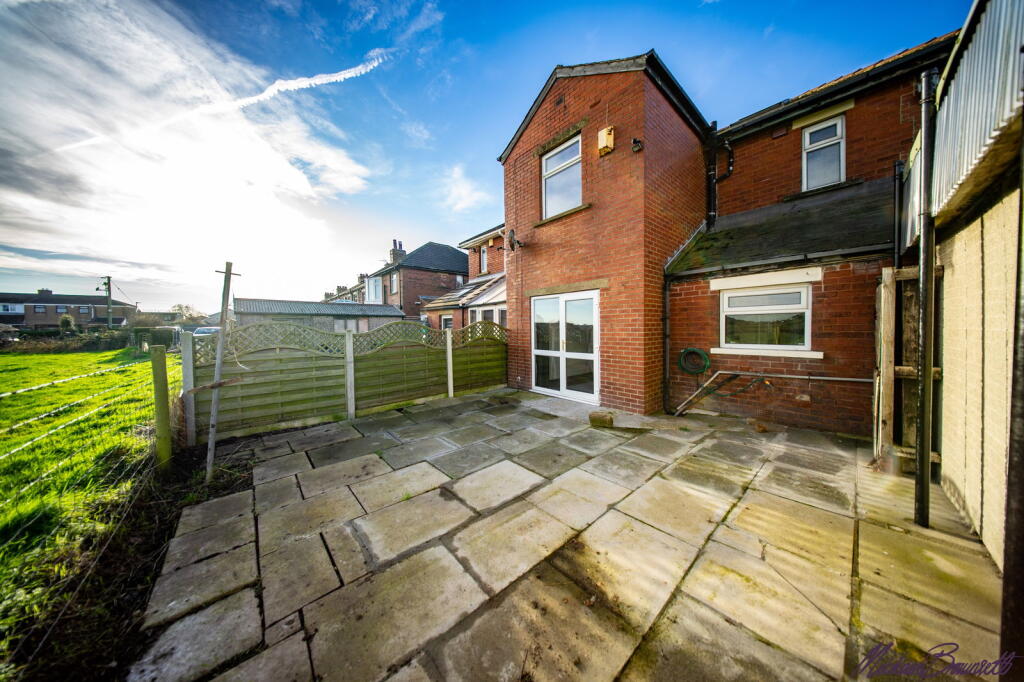 Additional image 22 of Hunsworth Lane, Cleckheaton, BD19 4DT