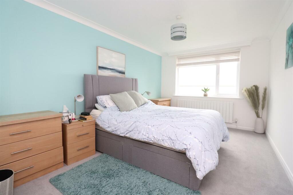 Additional image 5 of Sea Road, Barton On Sea, Hampshire, BH25