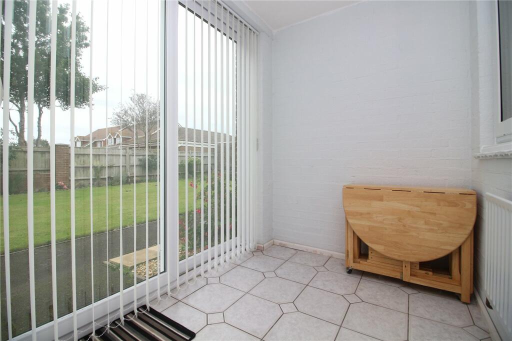 Additional image 13 of White Horses, Barton On Sea, Hampshire, BH25