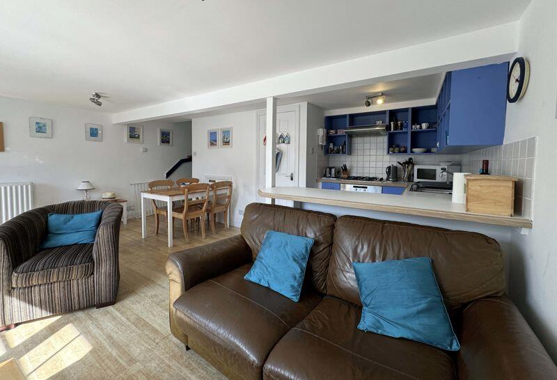 Additional image 8 of Taunton Road - PERFECT HOLIDAY LET IN CENTRAL TOWN LOCATION