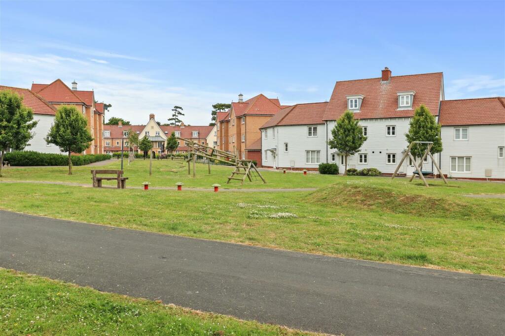 Additional image 41 of Kensington Way, Polegate