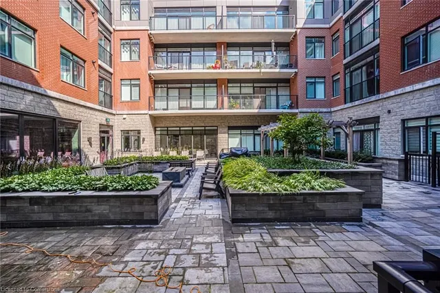 Additional image 28 of 1 Redfern Ave Unit 118