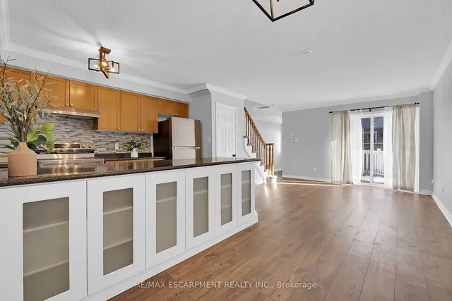 Additional image 10 of 1701 Lampman Ave Unit 404