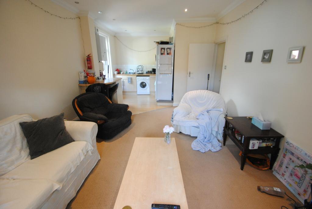 Additional image 8 of 2 Bed Flat in Central - Rushton