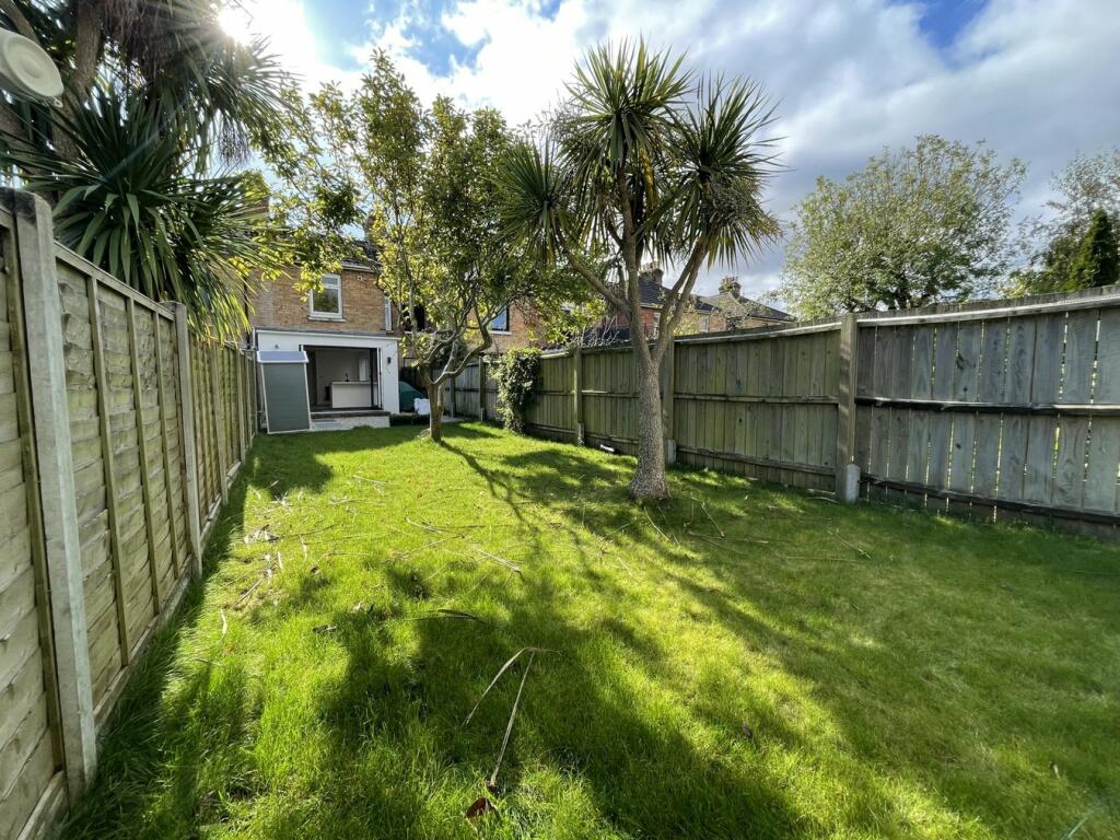 Additional image 32 of 15 Pottery Road, Whitecliff, Poole, BH14