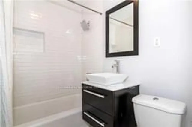 Additional image 12 of 14 Easton Rd