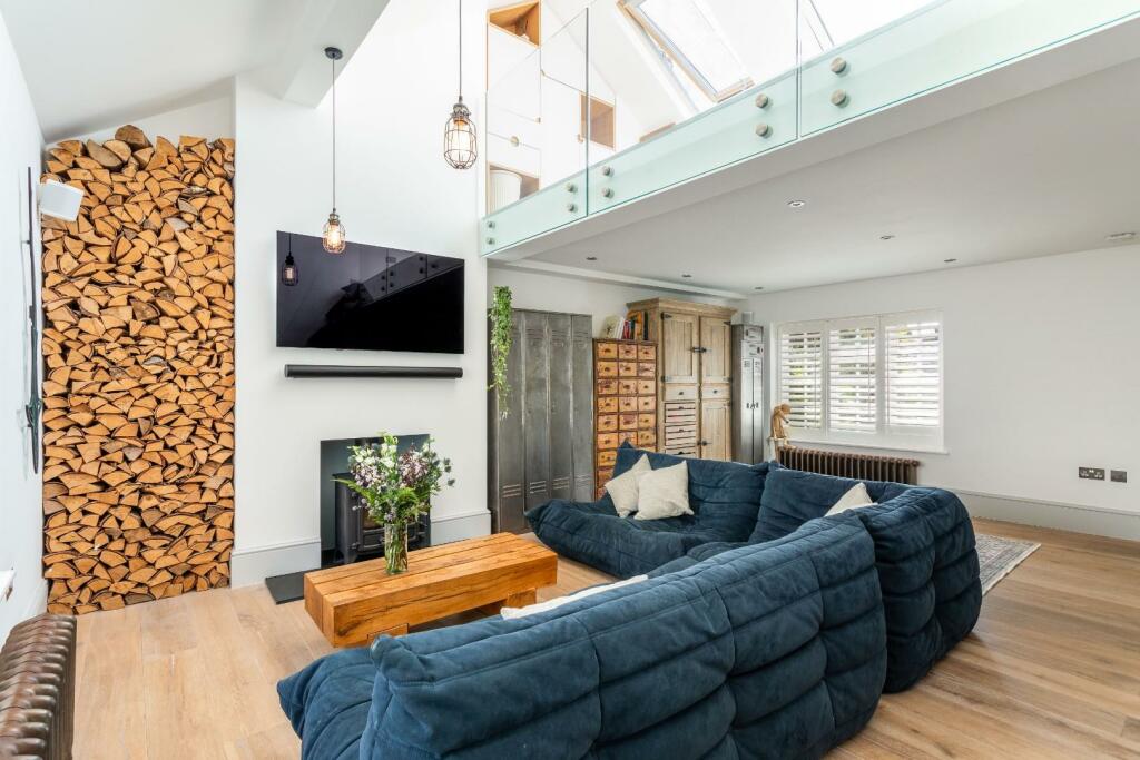 Additional image 5 of Gloucester Road, Brighton