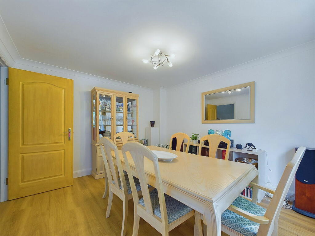 Additional image 6 of Swandean Close, Worthing, West Sussex BN13 3AR