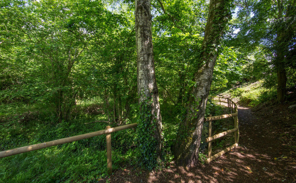 Additional image 10 of New Milton, Hampshire, BH25