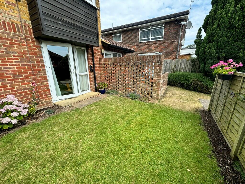 Additional image 6 of Oakland Court, Buckingham Road