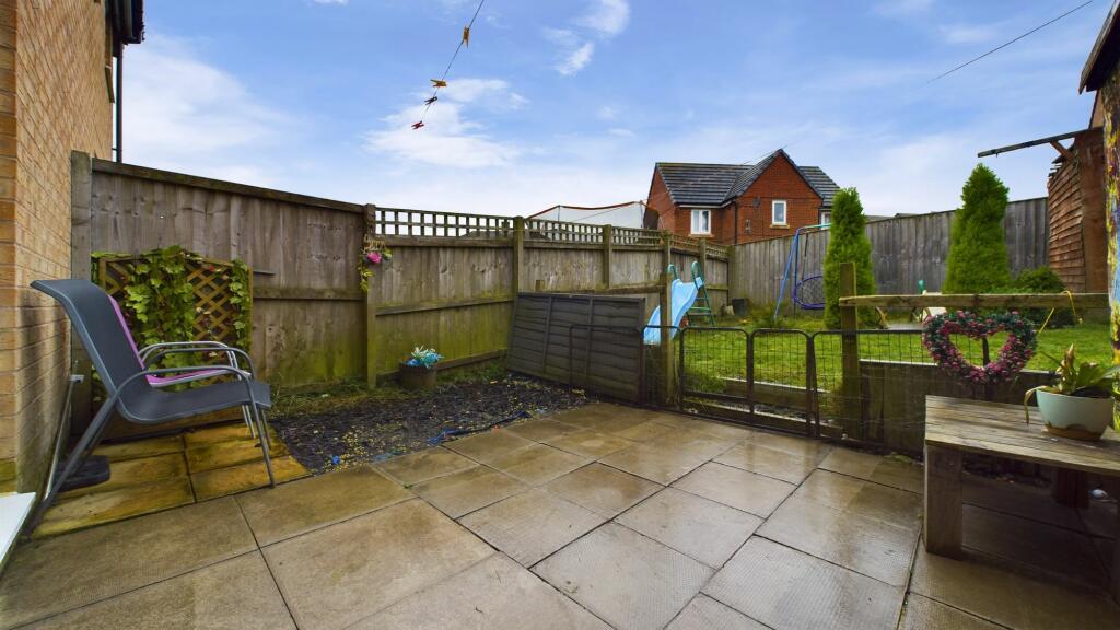 Additional image 12 of Busk Ing Close, Bradford, BD6