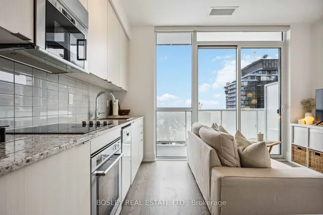 Additional image 9 of 101 Erskine Ave Unit 3006