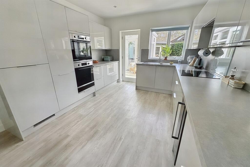 Additional image 7 of Ferndown
