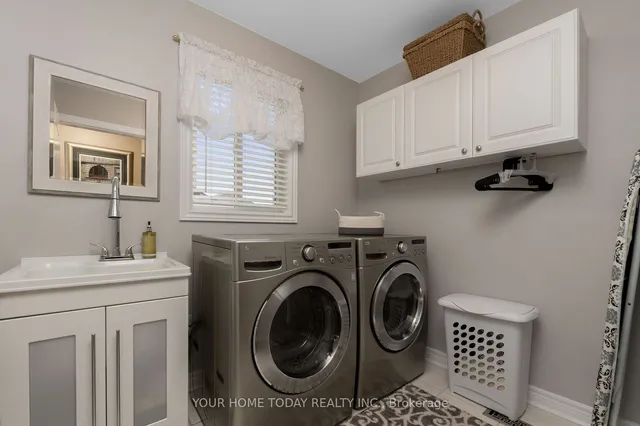 Additional image 13 of 37 Lormel Gate