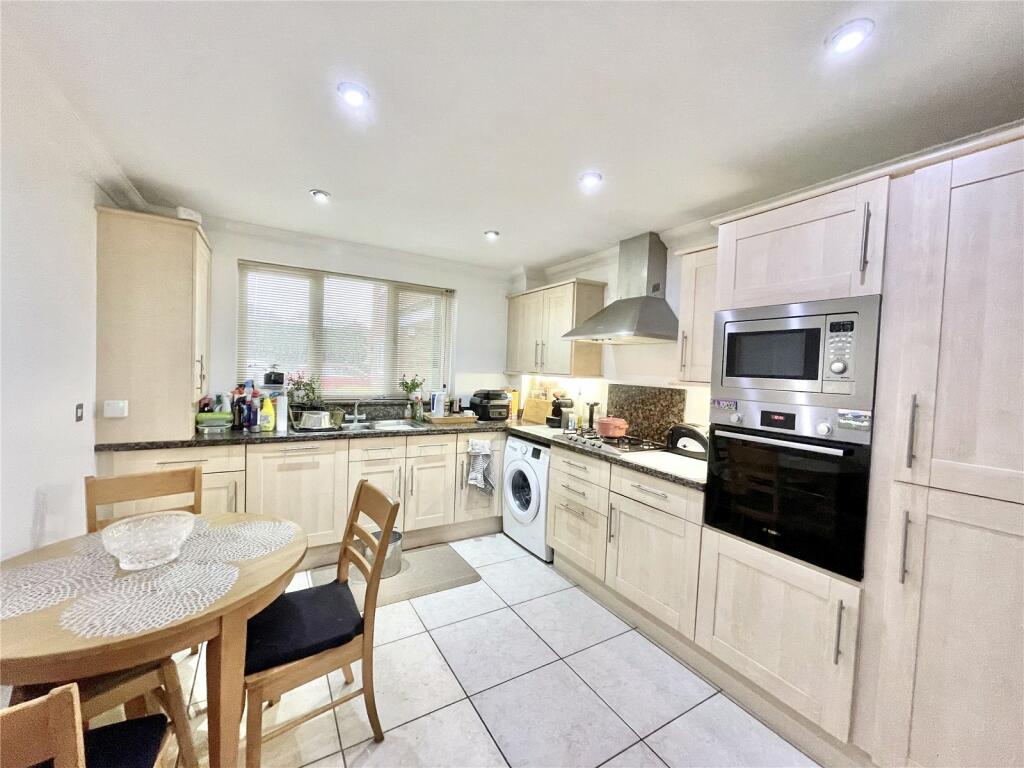 Additional image 2 of Stuart Road, Highcliffe On Sea, Christchurch, Dorset, BH23