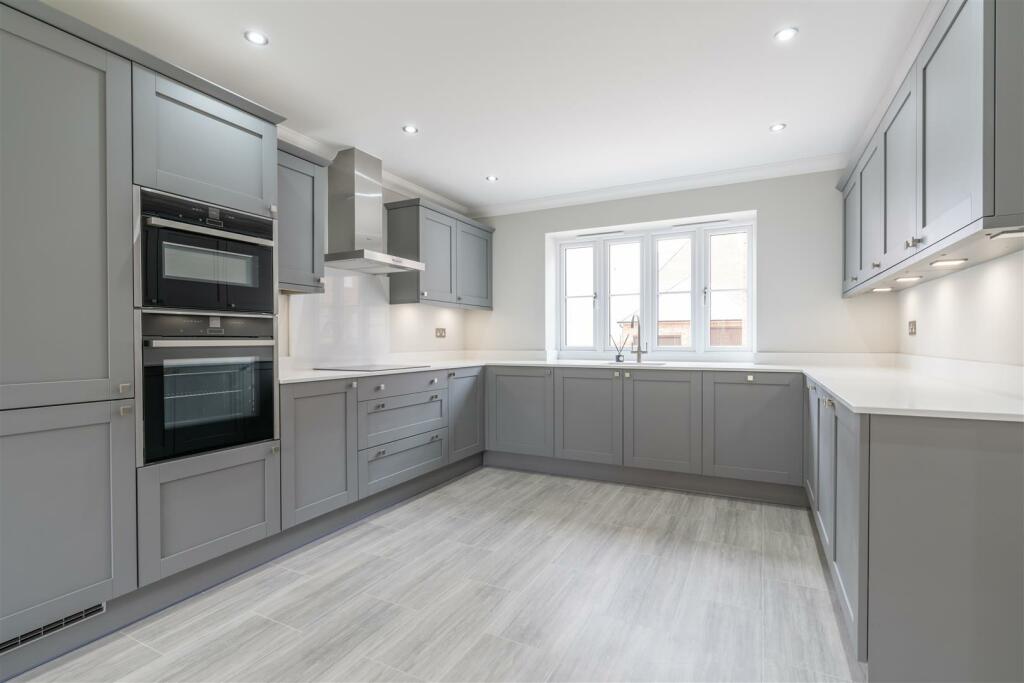 Additional image 6 of Kestrel Close, Wimborne Minster