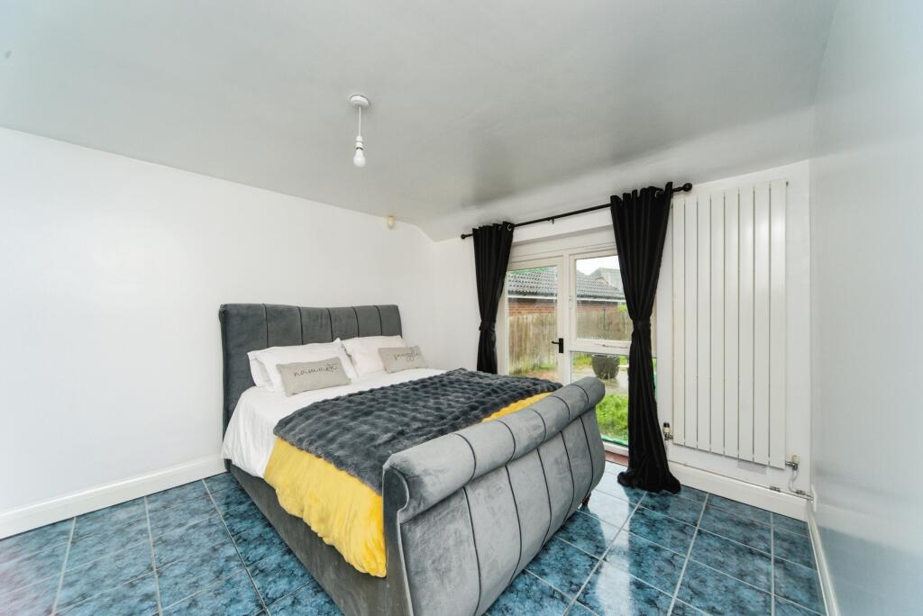 Additional image 23 of Vicarage Lane, Hailsham, BN27