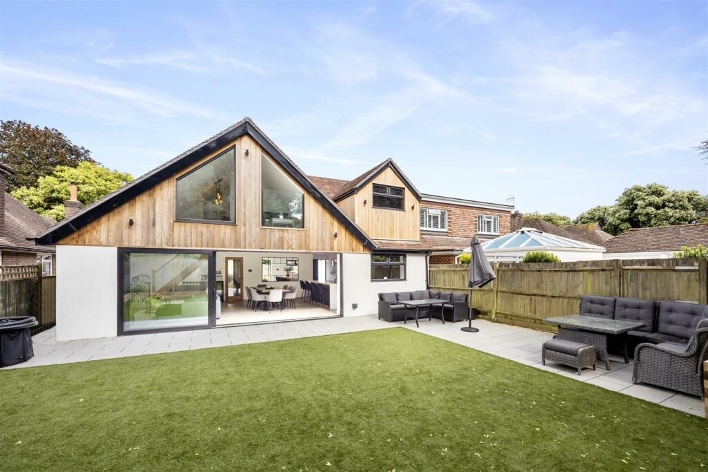 Additional image 15 of Aldsworth Avenue, Goring-By-Sea, Worthing